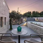Villa Dafni By Vintage Travel *