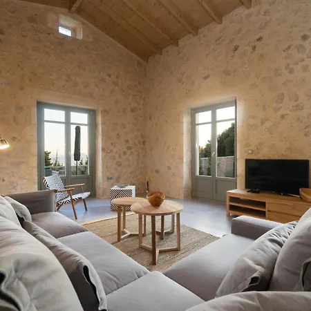 Dafni By Vintage Travel *